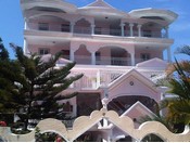 Jaclef Plaza Hotel